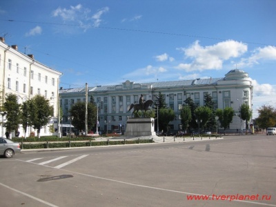 Памятник Михаилу Тверскому